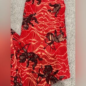 Lularoe leggings (one size) Valentine Cupid